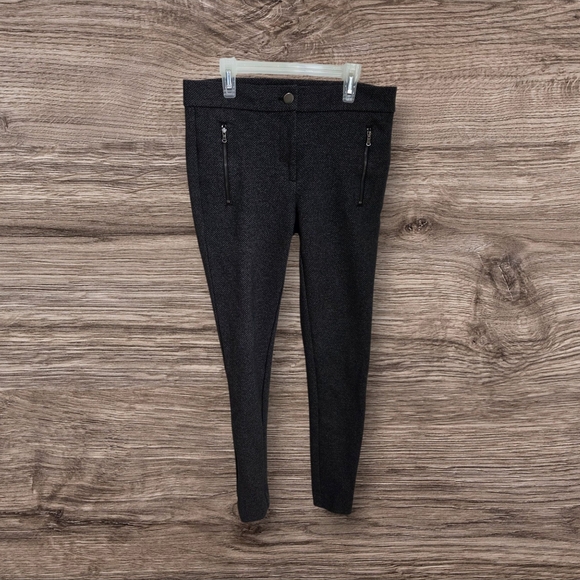 ⭐️LOFT Gray Leggings Comfortable and Versatile Size 6 - Picture 1 of 5